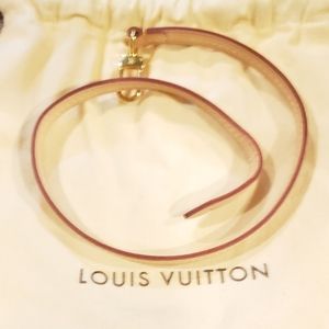 LOUIS VUITTON Vachetta Leather Pochette Accessory